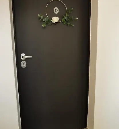 Sandy - 1st Row At Sea Appartamento Pjescana Uvala