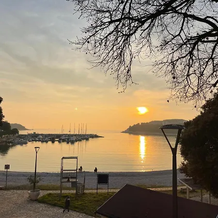 Sandy - 1st Row At Sea Διαμέρισμα Pjescana Uvala