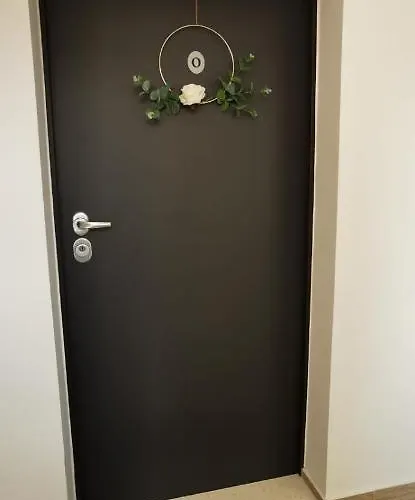 Sandy - 1st Row At Sea Διαμέρισμα Pjescana Uvala