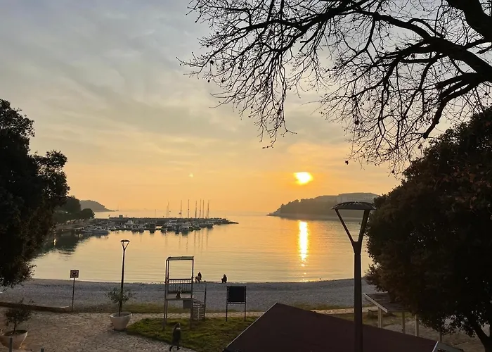 Sandy - 1st Row At Sea Apartman Pjescana Uvala